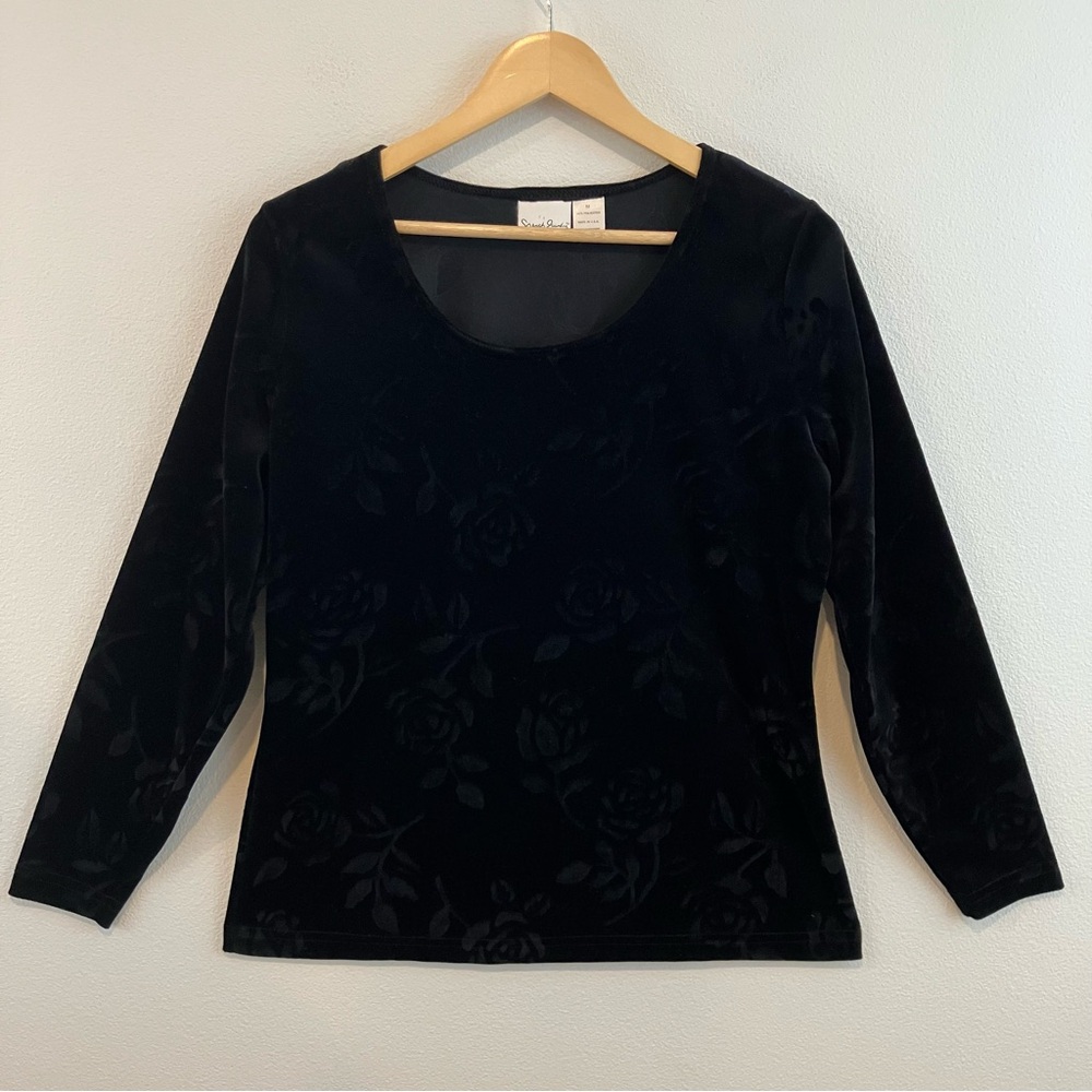 Long Sleeve Black Velvet with Embossed Roses